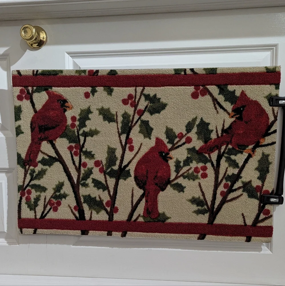 Cardinal Design Tapestry Wall Hanging Or Floor Rug/Mat, Approx 30